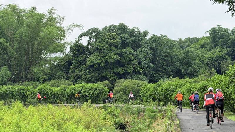 南投旅遊好康月登錄破1.3億 抽雙B電動車倒數計時