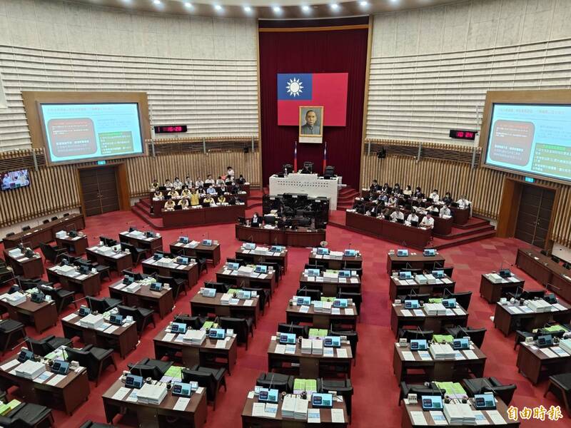 大換血!本屆高市議會11人下屆不選了