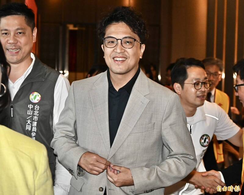 藍批「國家機器動起來」針對蔣萬安 沈伯洋:大腦異於常人