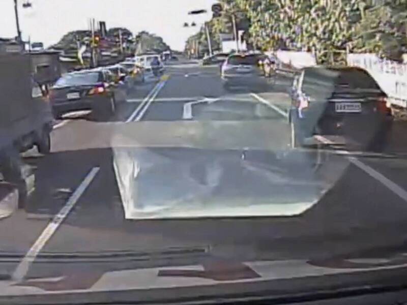 遇救護車怎麼讓？彰化消防局教「3招」秒懂禮讓救護車