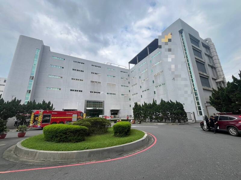燿華電子土城廠火警 5樓狂竄濃煙