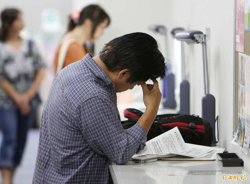 連假小確幸沒了!明年「最難熬」時段曝 網直呼想離職