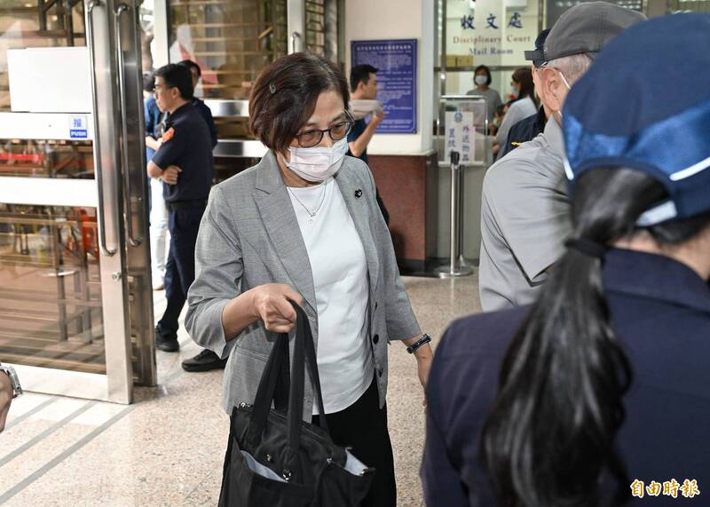 涉霸凌顏慧欣首開庭 楊珍妮喊冤：有錯願受罰、沒做不該被誣衊