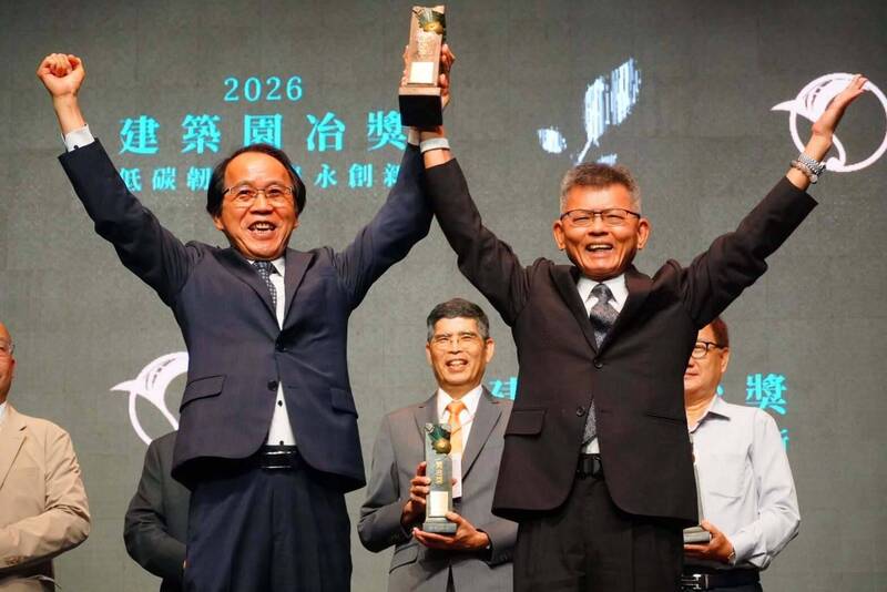 蓋房子比從政快樂!楊秋興投入建築業獲「園冶獎」肯定