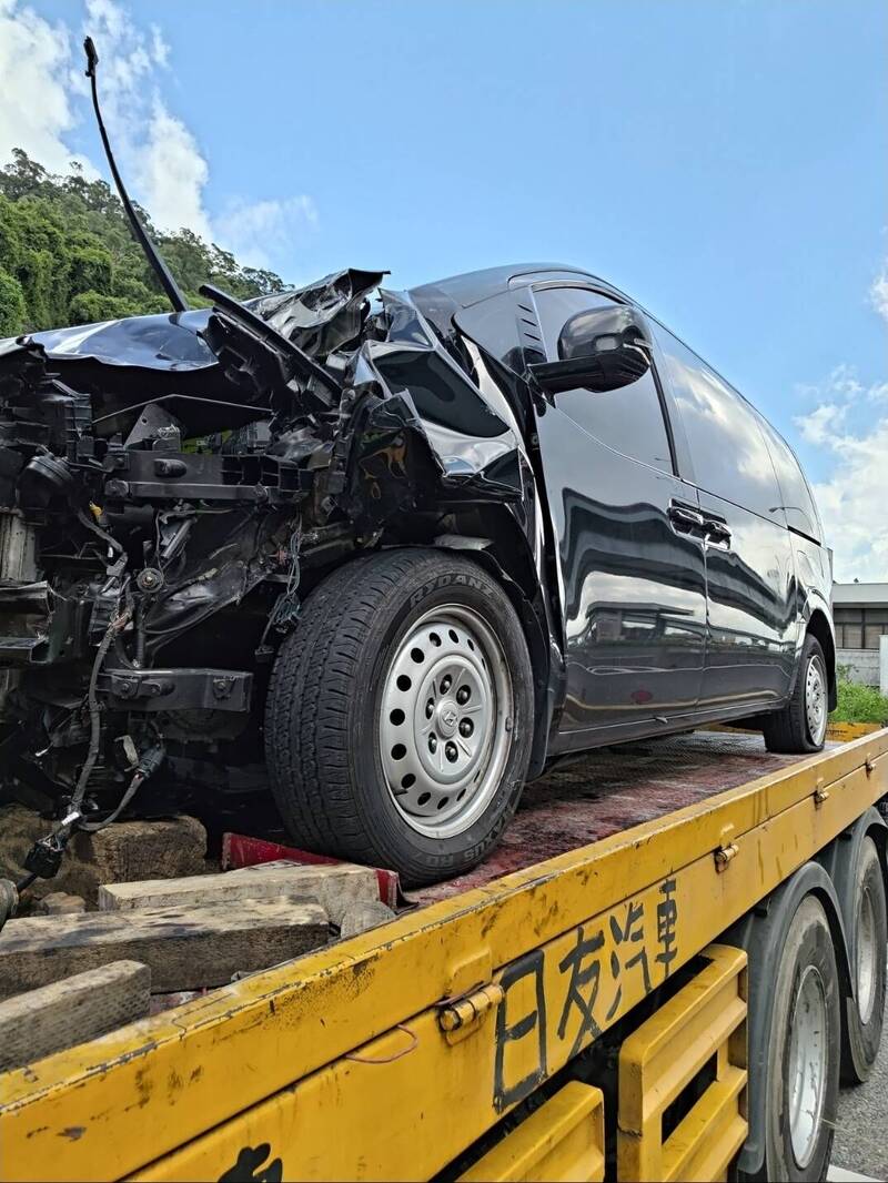 國道1號五股段3車連環撞 一度回堵5公里