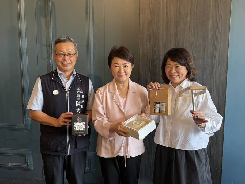 黃敏惠台中同框盧秀燕 交流城市建設及治理經驗