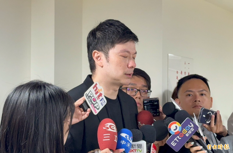 國民黨議員李柏毅咆哮醫護 兒童急診學會3點聲明
