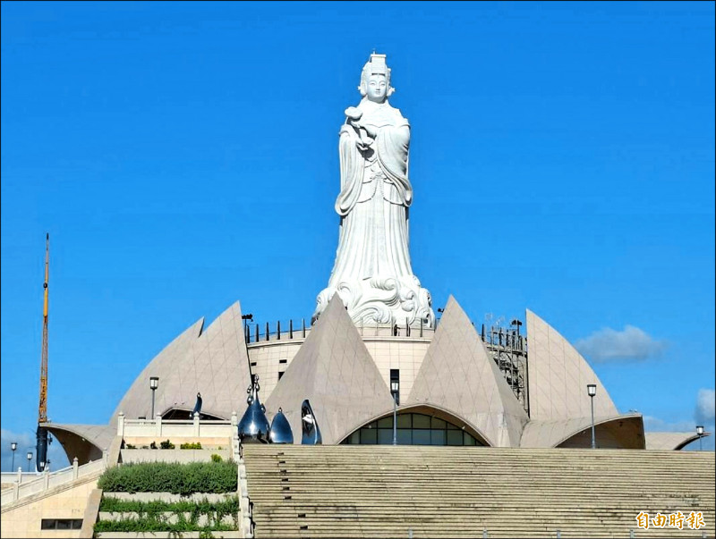 台中大安港媽祖像全貌露出 招商仍掛零