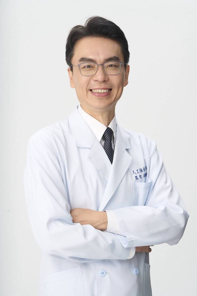牙醫師温世政，沒有派系包袱，象徵跨出傳統黨派思維的「專業治理」。（温世政競選辦公室提供）