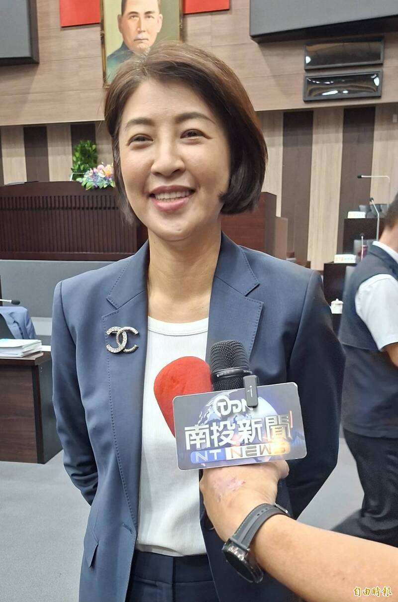許淑華親和力高，極具個人政治魅力。（記者張協昇攝）