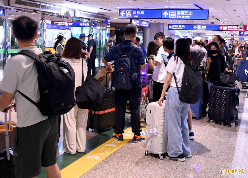 老公常帶長輩出國!人妻崩潰:跟我想像的旅行完全不一樣