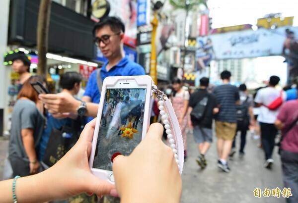 人妻幫「寶可夢友」做手活 當庭認錯免賠錢