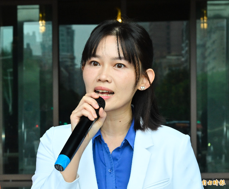 酸蔣萬安問A答B功力提升 吳欣岱:不服氣可停辦1年雙城論壇