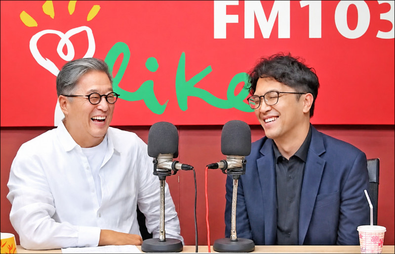 沈伯洋專訪影片觀看破百萬 藍支持者想改投他