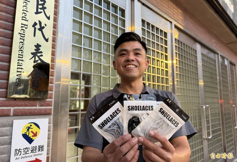 不到30元、全齡適用 金門金城鎮代表蔡宗儒競選小物「足感心」