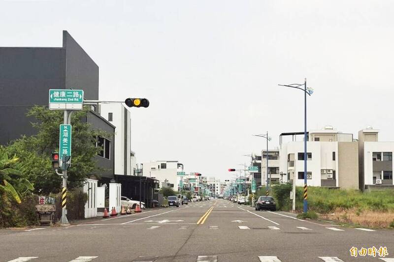 嘉義市人行道設置不足 議員要求改善
