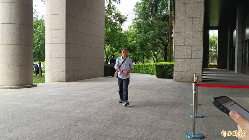 鄭文燦涉貪案 前都發局長盧維屏再以專家及證人身分出庭