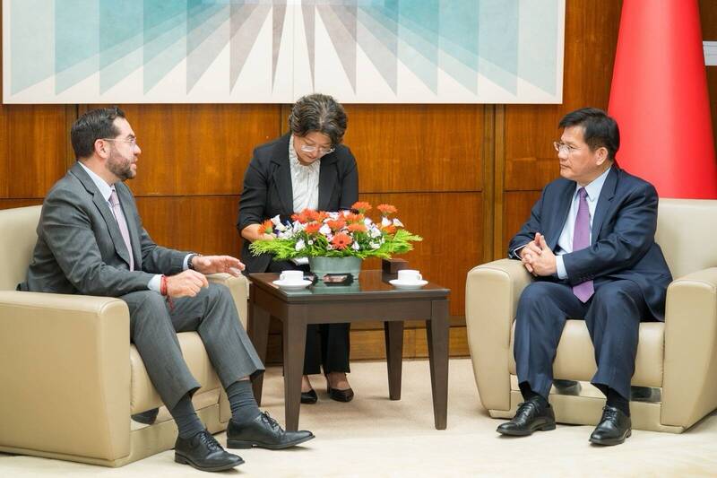 宏都拉斯在野黨黨鞭卡利斯訪台 盼與台灣開拓合作契機