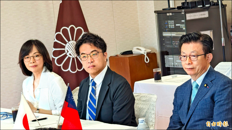 防彈衣引交鋒》蔣反擊：出訪扯台北治安 轉移話題 沈營：蔣自己先提竟反過來質問