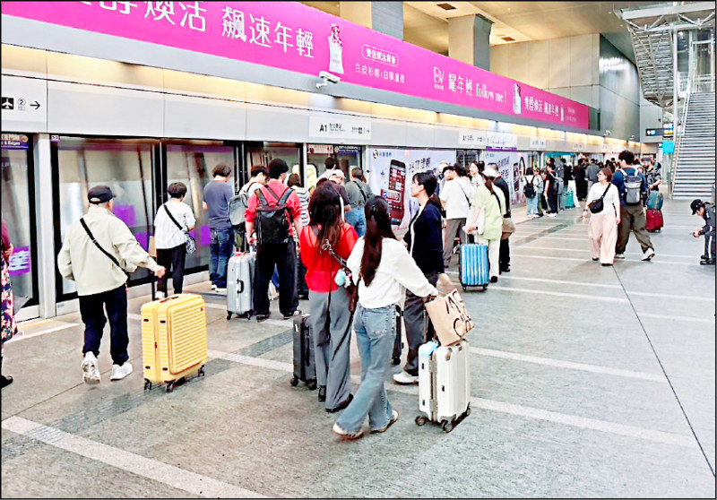 下班尖峰 機場捷運9/21起增開普通車