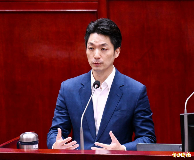 蔣萬安稱在兒虐會議待1小時 她當場拆穿謊言:只待10分鐘就閃人