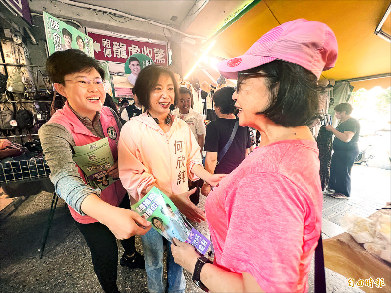 何欣純市場拜票聽民意 江啟臣提「20分鐘生活圈」