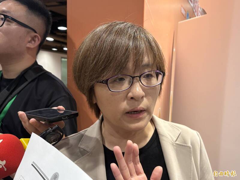 板橋診所C肝群聚釀20人感染 醫事司：年底前提調查報告