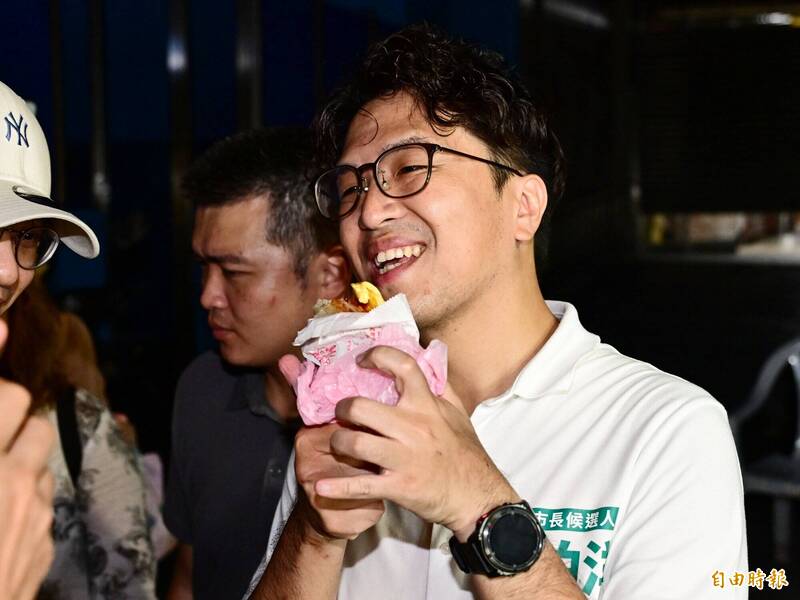 假「徐巧芯」留言蟑螂老鼠引戰!林智群示警:小心被釣魚帶風向
