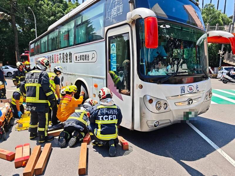 伊拉克一家3口、東海女大生到星國婦人 台中斑馬線行人悲劇頻傳