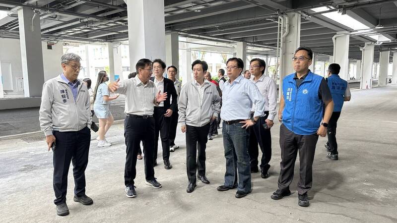 政院利多!前鎮漁港運銷中心改善設備2年免租金 外籍漁工住宿免付錢
