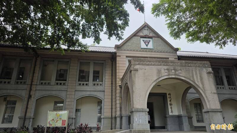 南一中生朝校外丟球恐危及道安 校方:依校規處理、加強輔導