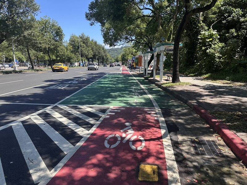 士林至善路交通標線紊亂釀車禍挨批 交工處要改了