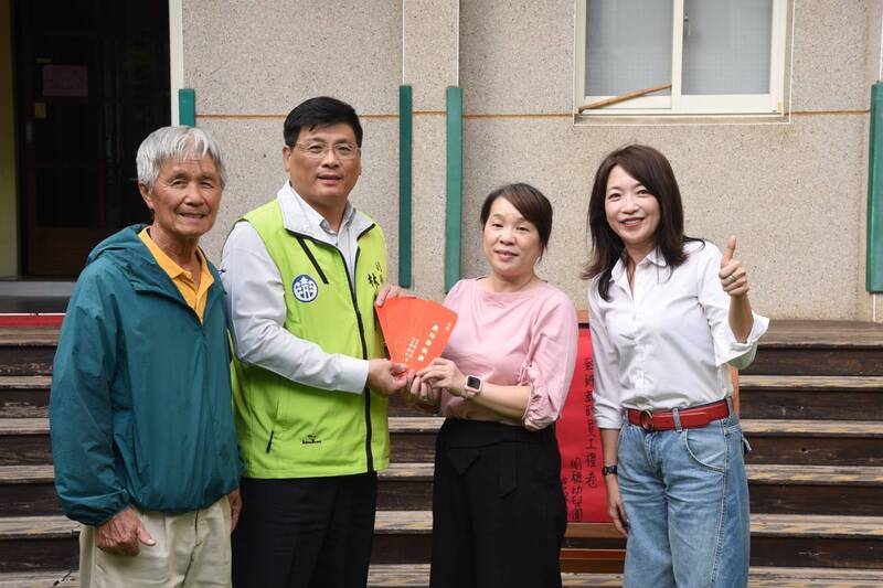 澎湖縣發放敬師禮券 林皆興感謝教育工作者辛勤付出