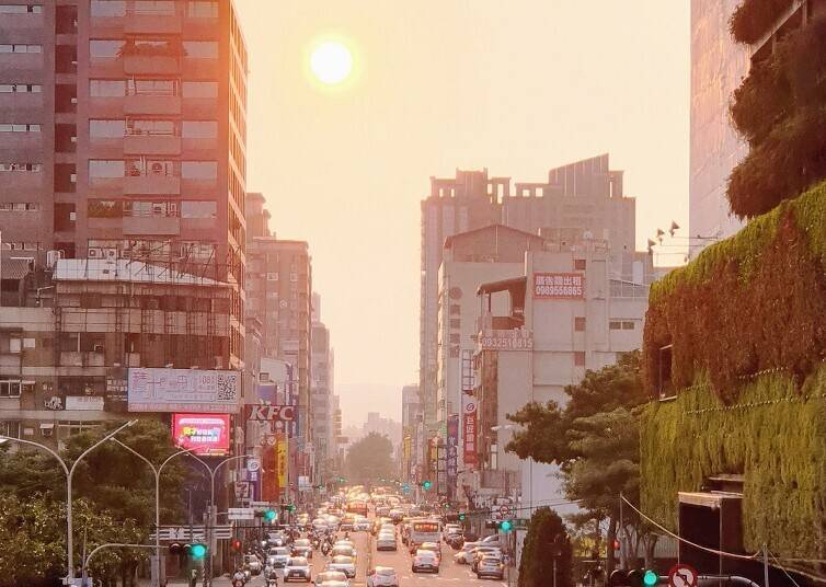 台中絕美「曼哈頓懸日」又來了! 最佳觀賞時間點曝