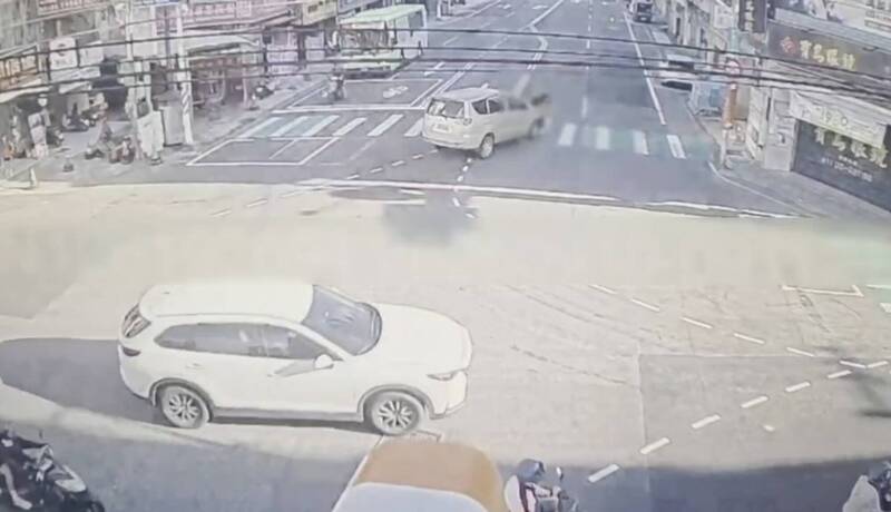學生被撞自己跑了 駕駛未報案仍吃上「肇事逃逸」官司