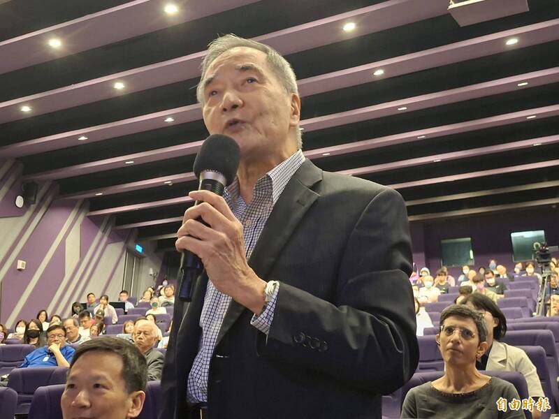 才剛握手高為元破冰! 清大半導體院長林本堅:當面勸校長引退