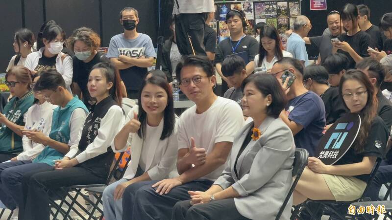黃國昌雲林站台喊「竹北的事留竹北」 籲集中選票挺張嘉郡