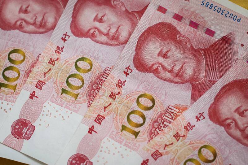 中國快遞員扶老人被索賠逾4百萬 法院判免賠仍引網心寒