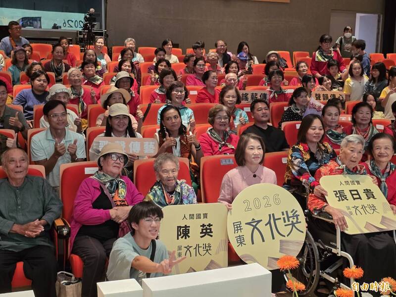 來自土地的聲音!民謠國寶張日貴、陳英獲「屏東文化獎」