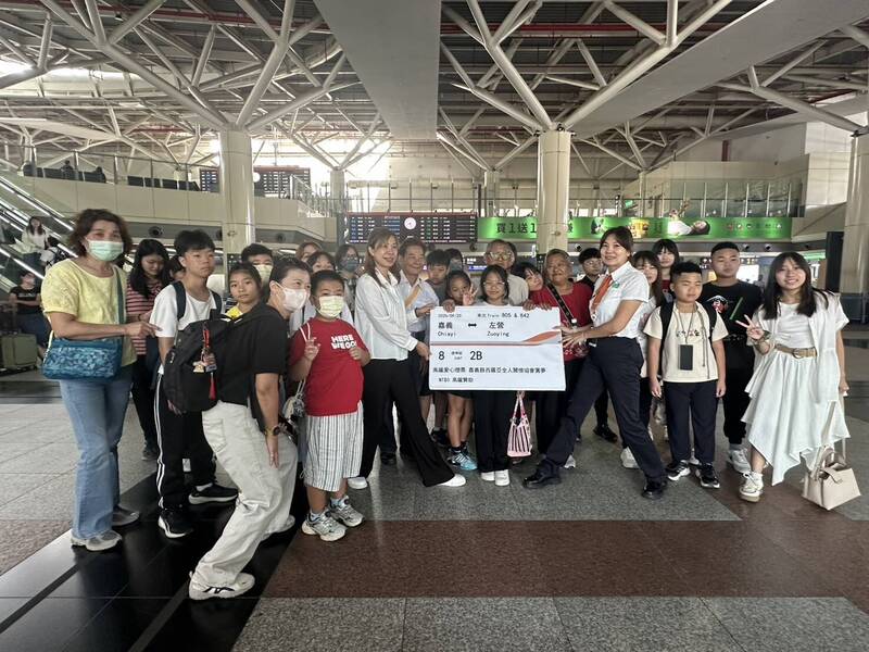 高鐵嘉義站助弱勢孩童搭高鐵 探索城市新視野