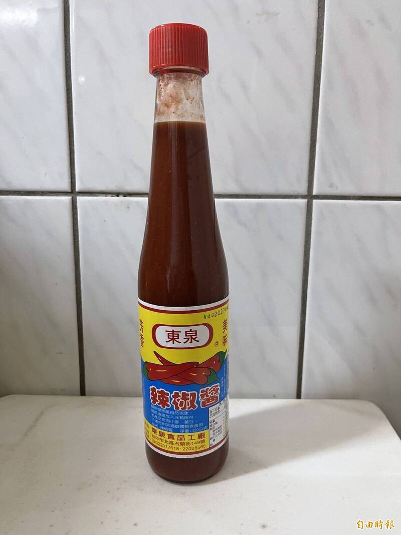 沈伯洋嫌高雄珍奶太甜!網狂推「台中人血液」:大麵羹加這罐灌他