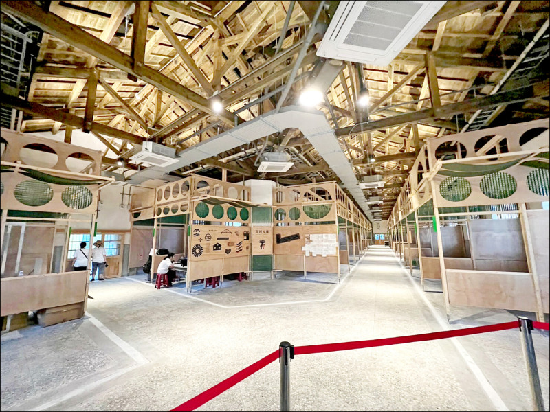 燒毀8年 苑裡百年市場重建落成