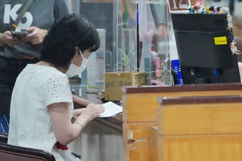 柯文哲7000萬元保證金將抵罰鍰!陳佩琪痛批「土匪」 台北分署:依法有據