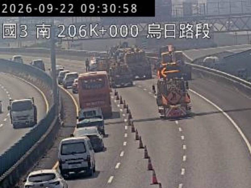 國3彰化段驚傳軍卡翻覆傷亡不明 後方大塞10公里