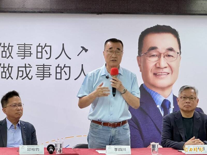 鬍鬚張挺蔣萬安遭網軍出征 李四川買滷肉飯聲援:選舉是一時、別攻擊店家