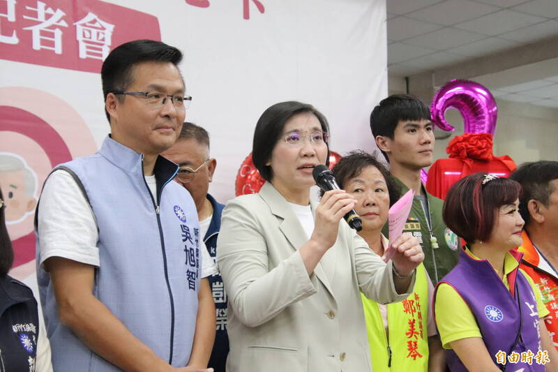 徐欣瑩:當選縣長65歲以長者健保費縣府代繳