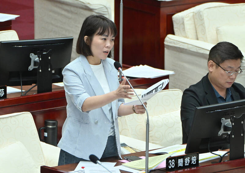 蔣沈支持度只差1.2% 看好度卻差36.5%!簡舒培:蔣是現任很正常