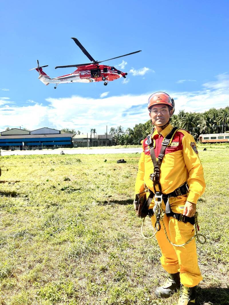 職業軍人退伍轉身變「鳳凰」!屏東警消廖柏勛獲楷模