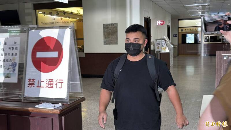 酒駕撞死運將 歌手邱軍做木地板工程學徒:願先賠200萬