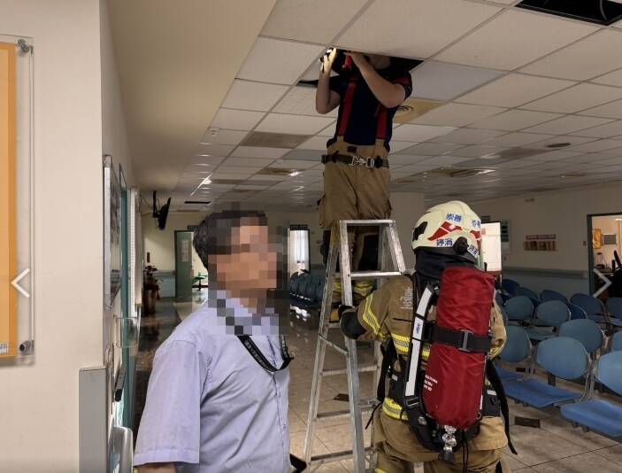 台南市醫診間竄微煙! 消防出動熱顯像儀確認虛驚